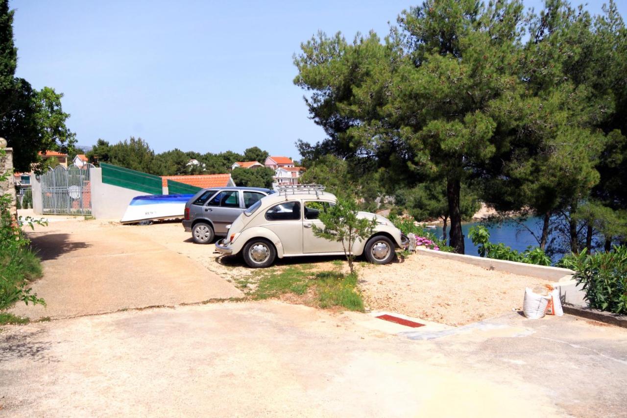 Apartments By The Sea Basina, Hvar - 542 Vrbanj Екстериор снимка