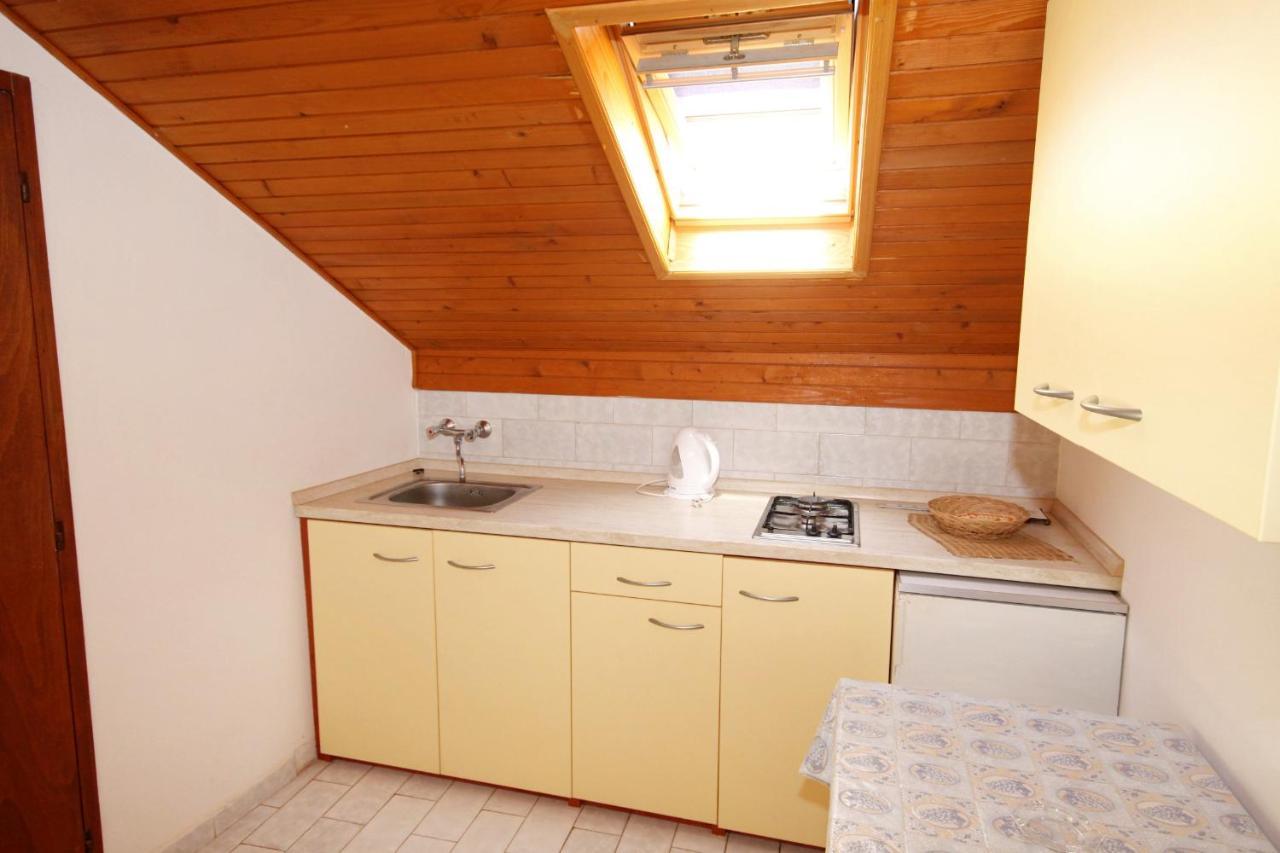 Apartments By The Sea Basina, Hvar - 542 Vrbanj Екстериор снимка